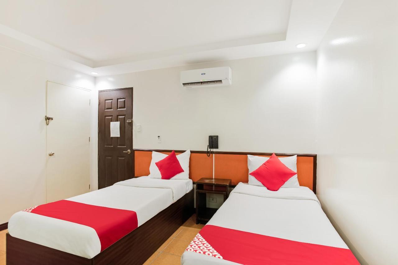 Oyo 394 Tagaytay Haven Hotel - Mendez Tagaytay City Bagian luar foto